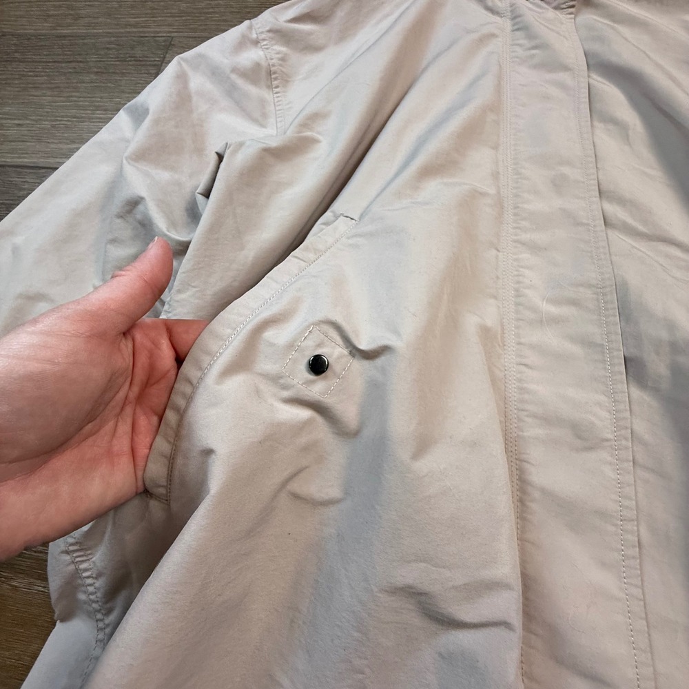 Everlane Beige Trench Coat - Picture 9 of 14